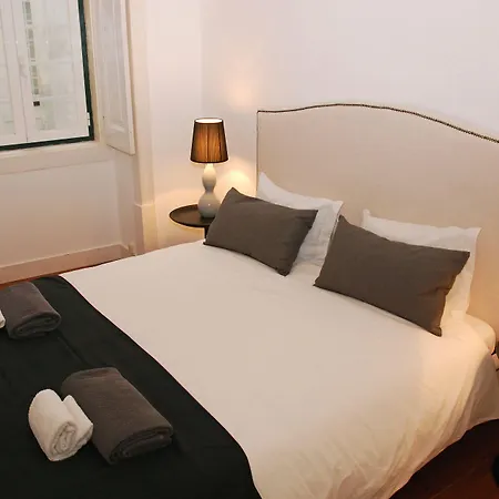 Apartment Bairro Alto By Linc Lisbon